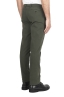 SBU 02926_2020AW Pantalones chinos clásicos en algodón elástico verde 04