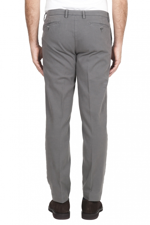 SBU 02927_2020AW Pantalon chino classique en coton stretch gris clair 01