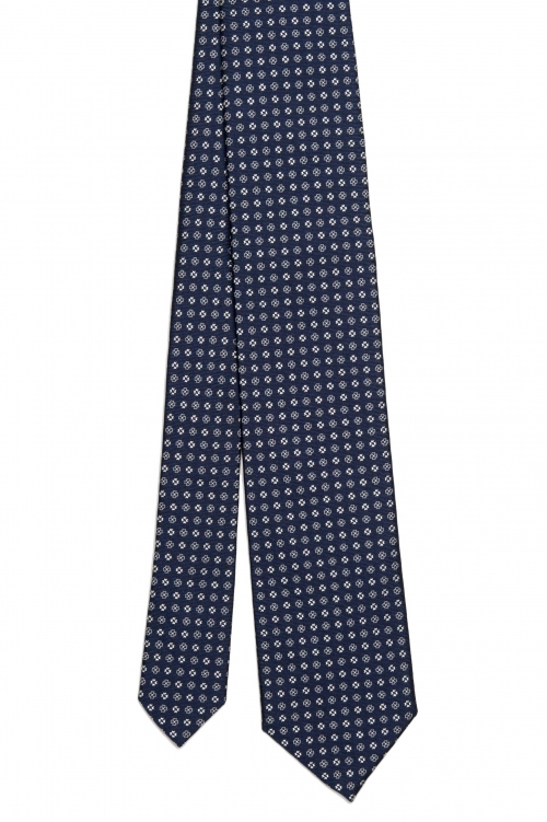SBU 03140_2020AW Classic handmade pointed tie in silk 01