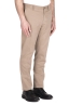 SBU 03430_2021AW Pantalon chino classique en coton stretch beige 02
