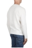 SBU 03493_2021AW White merino extra fine blend round neck sweater  04