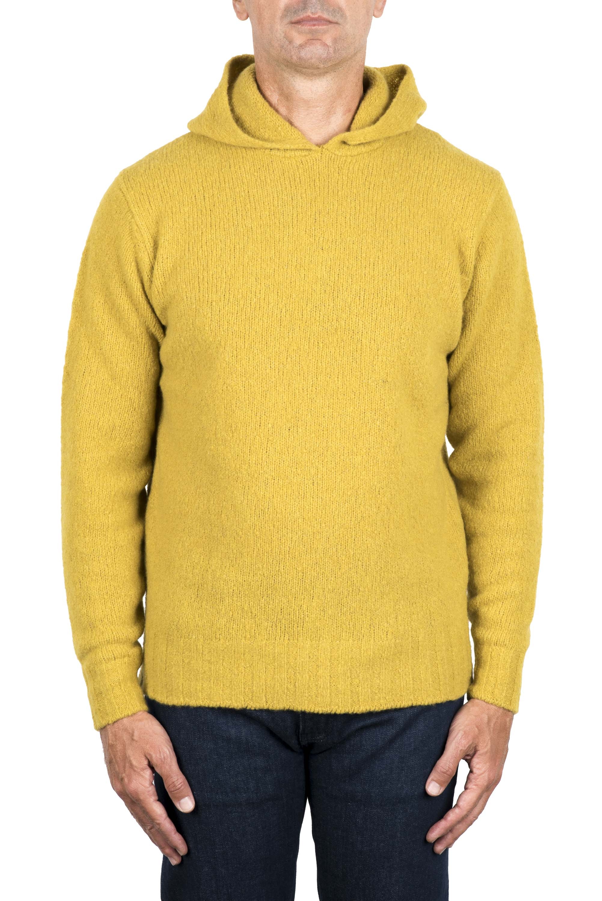 SBU 03513_2021AW Maglia con cappuccio in lana misto cashmere gialla 01