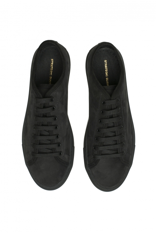 SBU 03558_2021AW Mid top lace up sneakers in black nubuck leather 01