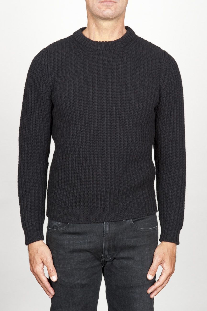 SBU 00945 Suéter clásico de cuello redondo en lana pura con punto de espiga negro 01