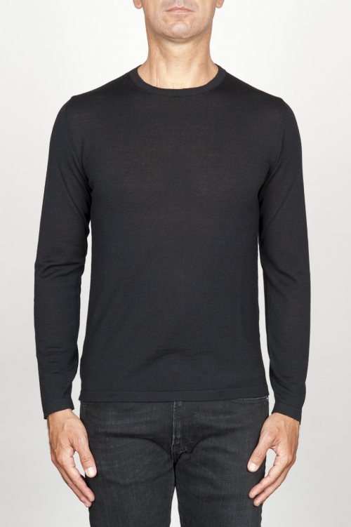 Suéter clásico de cuello redondo en lana merina negro