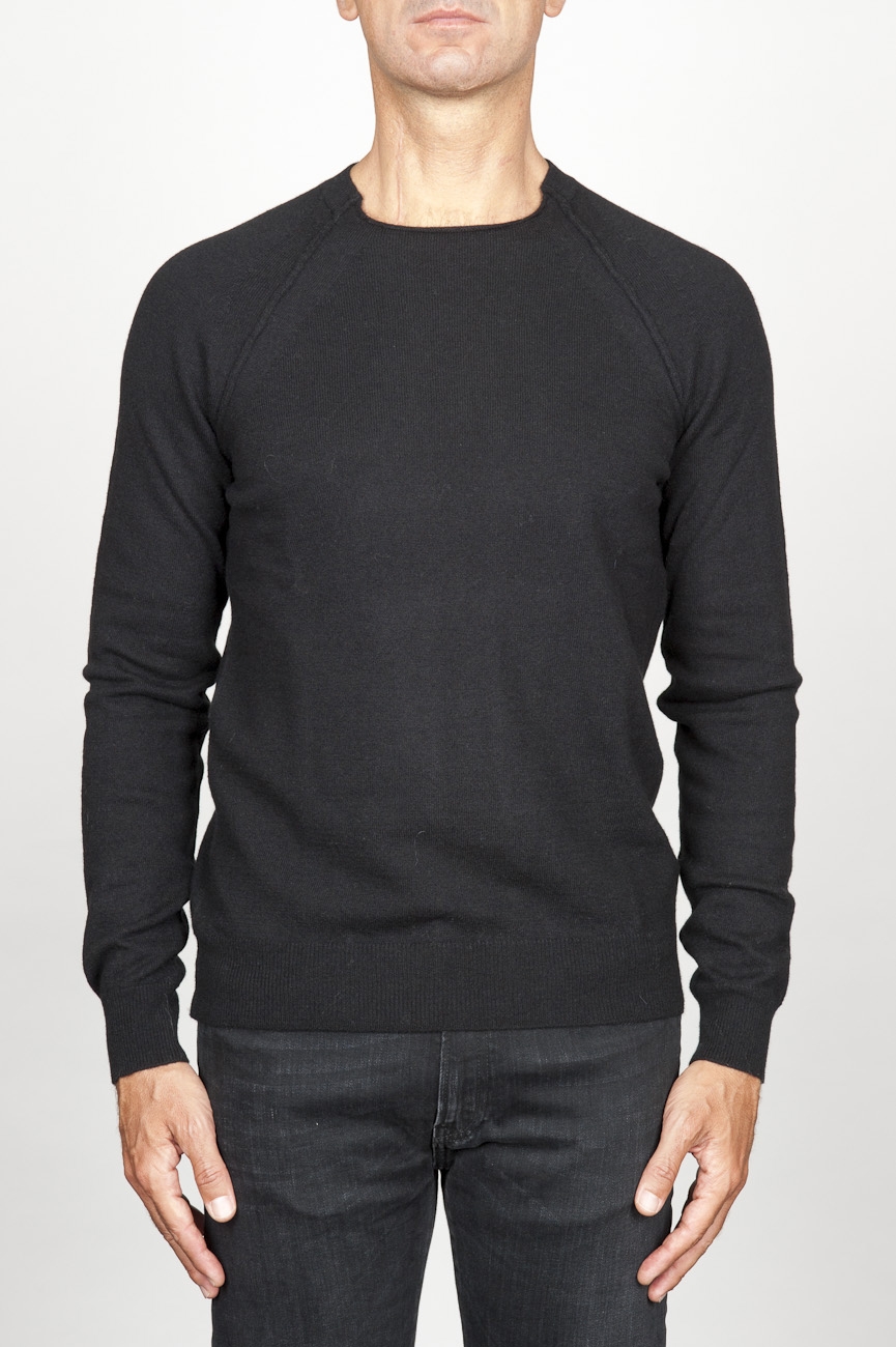 SBU 00960 Round neck sweater in black merino wool raw cut neckline 01