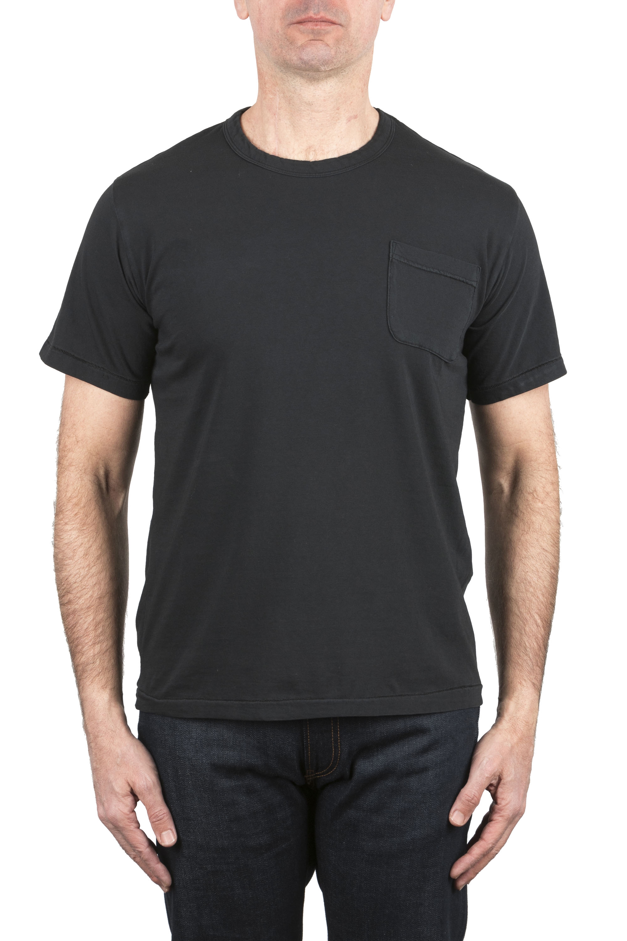 SBU 03915_2022SS T-shirt girocollo in cotone con taschino nera 01