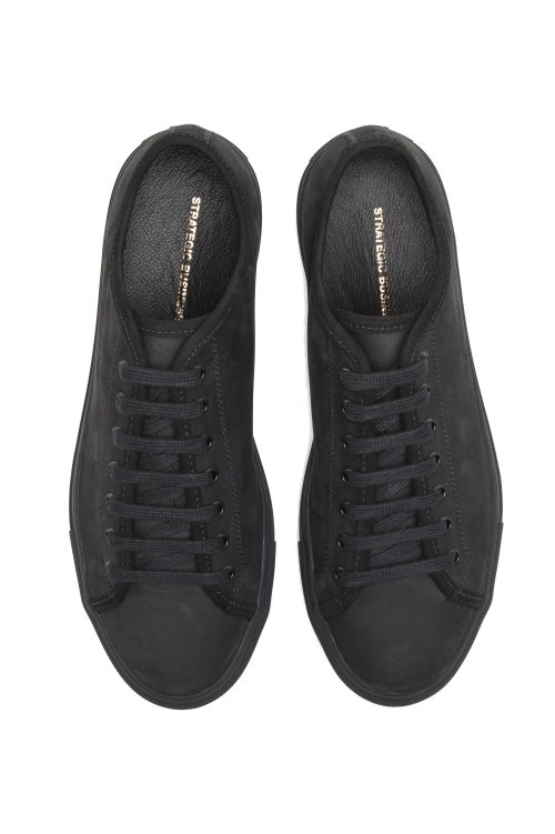 SBU 03951_2022SS Classic lace up sneakers in black nubuk leather 01