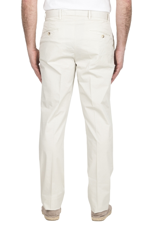 SBU 04124_2023SS Pantalón chino de algodón elástico ultraligero blanco 01