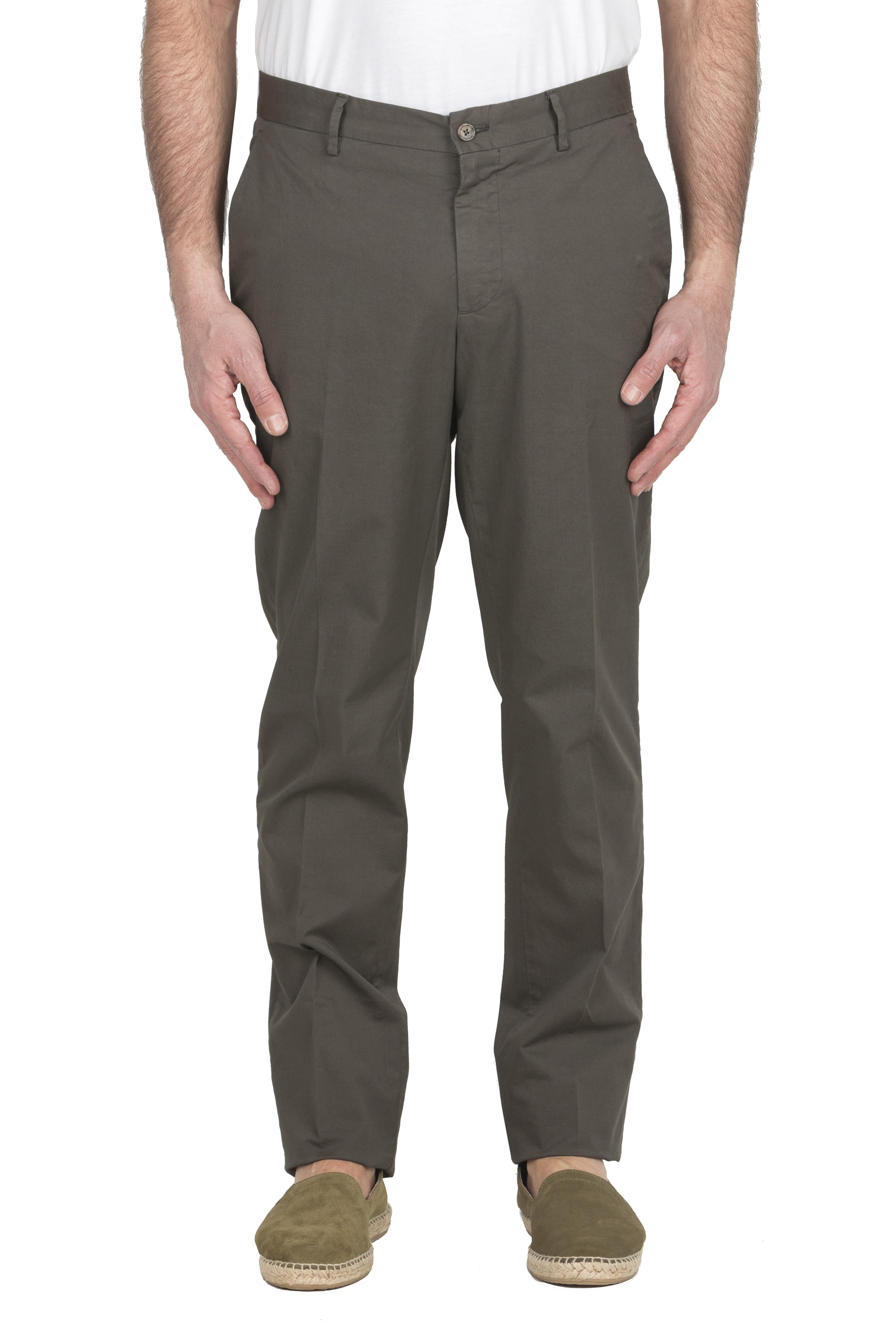 SBU 04131_2023SS Pantalón chino clásico de algodón elástico marrón 01