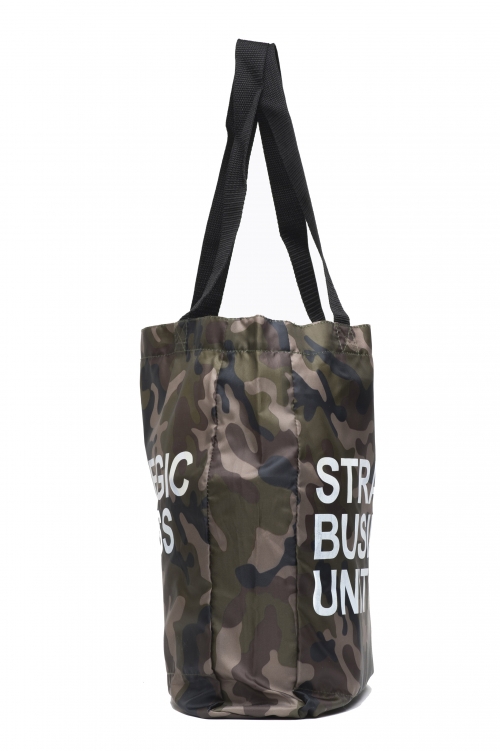 SBU 04243_2023SS Camouflage water resistant tote bag 01