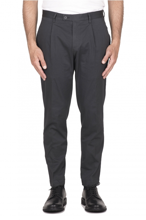 SBU 04603_23AW Pantalon classique en coton stretch gris avec pinces 01