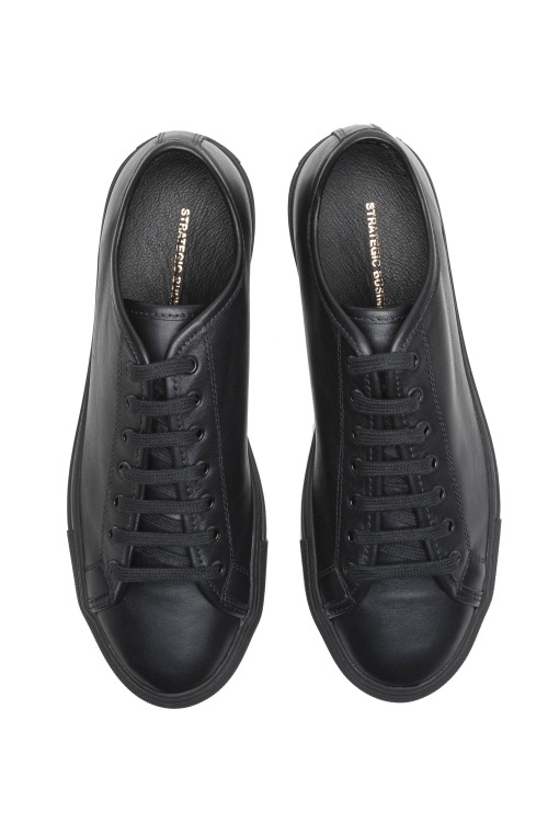 SBU 04679_23AW Classic lace up sneakers in black calf-skin leather 01