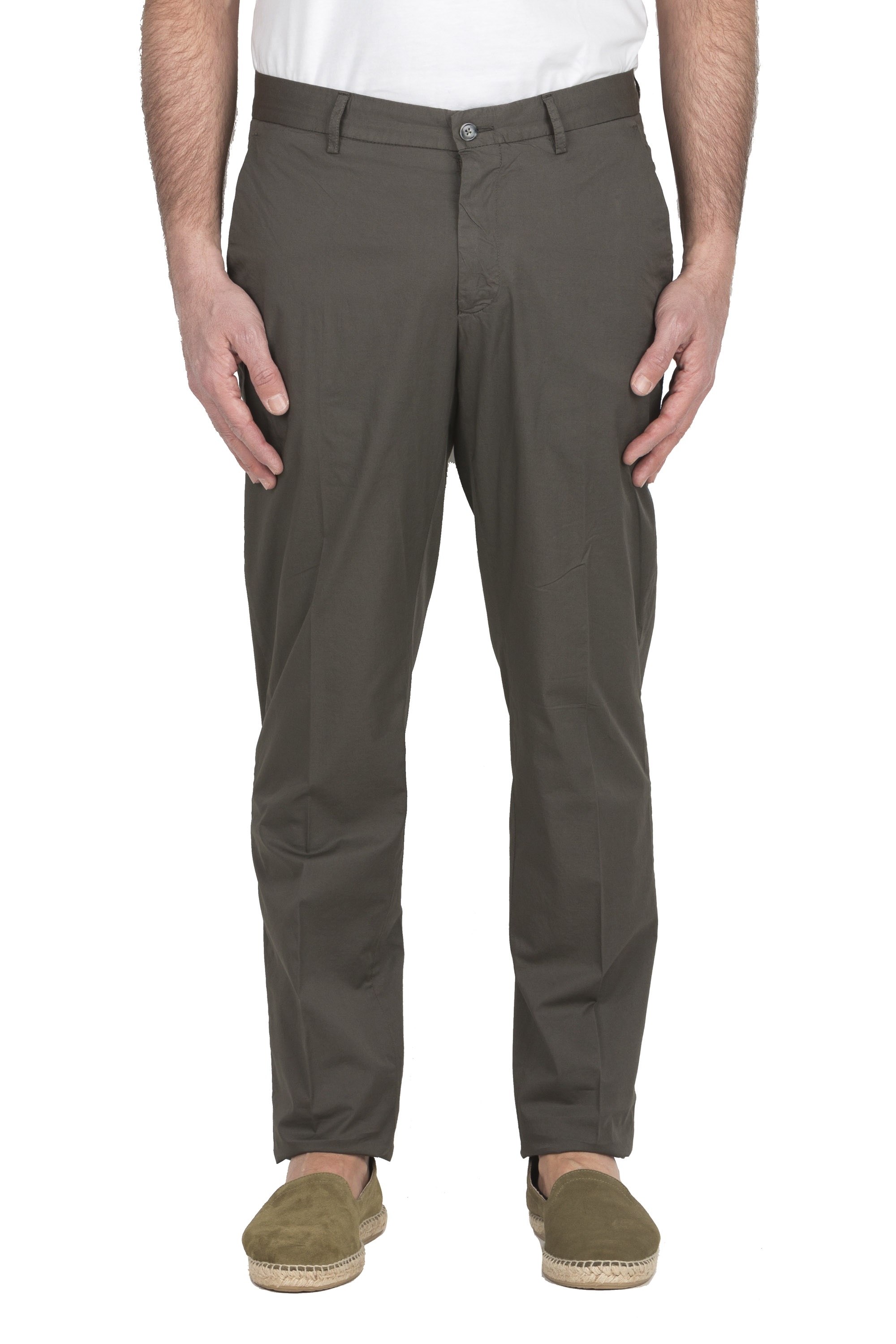 SBU 04975_24SS Chino pants in brown ultra-light stretch cotton 01