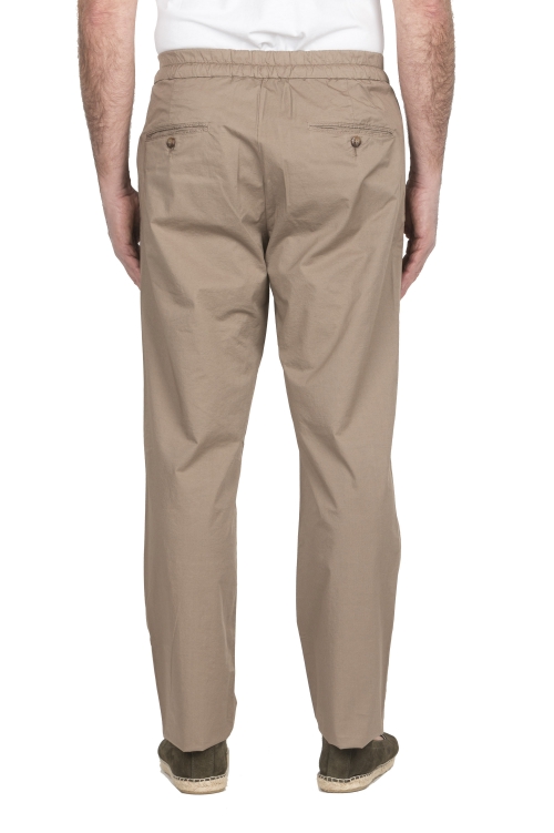 SBU 04988_24SS Pantalon confort en coton stretch beige 01