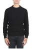 SBU 01471 Suéter negro de cuello redondo en lana boucle merino extra fina 01