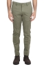 SBU 01538 Pantalones chinos clásicos en algodón elástico verde 01