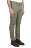 SBU 01538 Pantalones chinos clásicos en algodón elástico verde 02