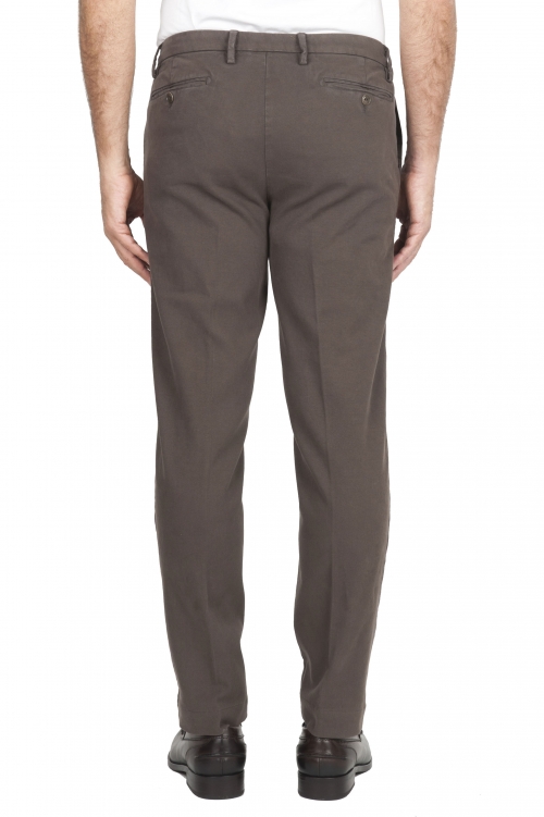 SBU 01539 Pantalones chinos clásicos en algodón elástico marrón 01