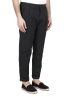 SBU 01676 Pantalón clásico de algodón negro con pinzas y puños 02
