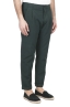 SBU 01677 Pantalón clásico de algodón verde con pinzas y puños 02