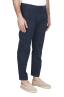 SBU 01954_2020SS Pantalon en coton bleu marine classique avec pinces et poignets 02