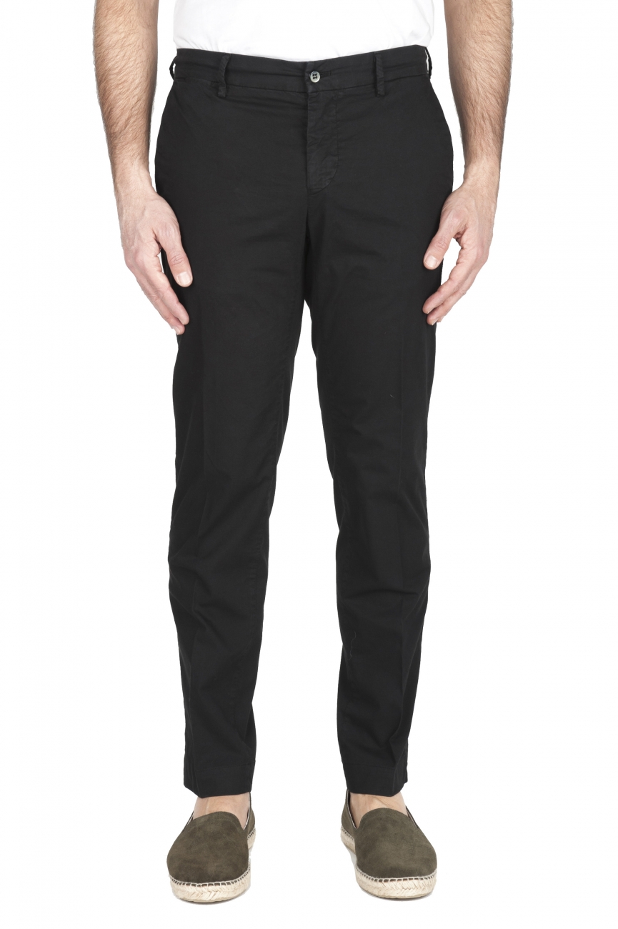 SBU 01967_2020SS Pantalón chino clásico en algodón elástico negro 01