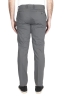 SBU 01969_2020SS Pantalón chino clásico en algodón elástico gris 05